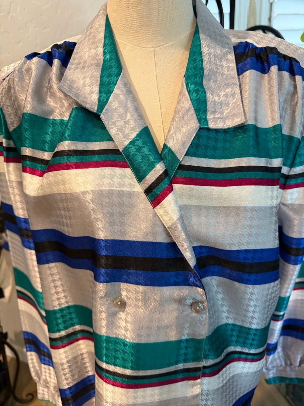 Beautiful  Two-Piece Suite With Button-Front Top in Green, Royal Blue & Silver